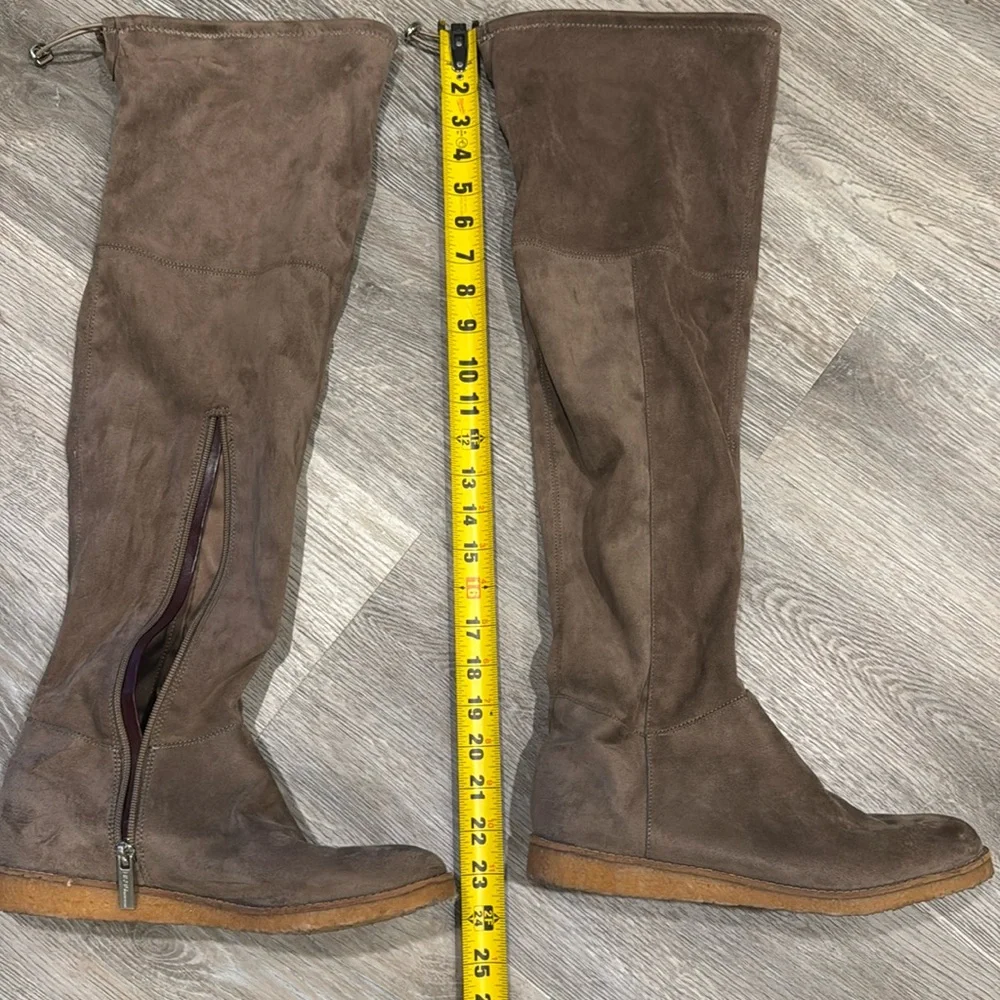 BG Brennan Tall Brown Suede Women’s Boots -Size 9.5